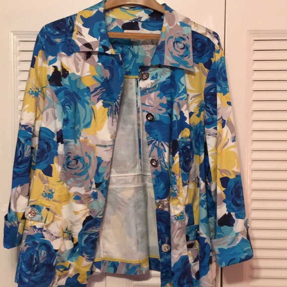 Jacket - Picture 6 of 6